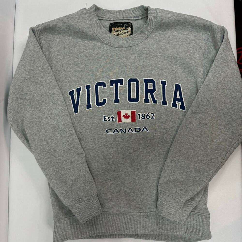 Vintage Canadian Vintage Victoria Canada Sweatshirt Size Small